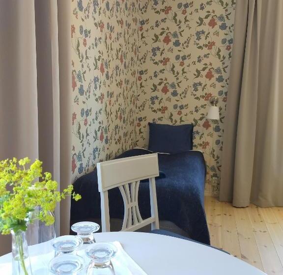 패밀리 룸 공용 욕실, Polhem Bed & Breakfast