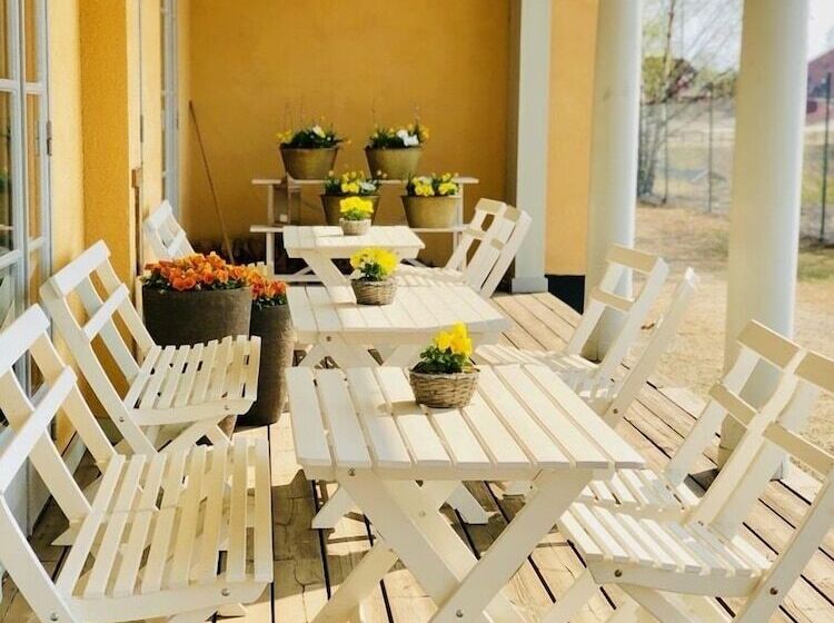 Семейный Номер Совместный Санузел, Polhem Bed & Breakfast