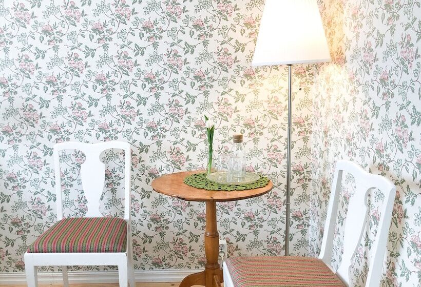 스탠다드 룸 공동 욕실, Polhem Bed & Breakfast