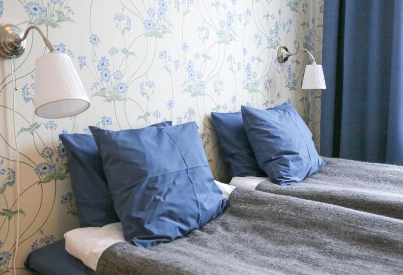 バス共有のスタンダードルーム, Polhem Bed & Breakfast