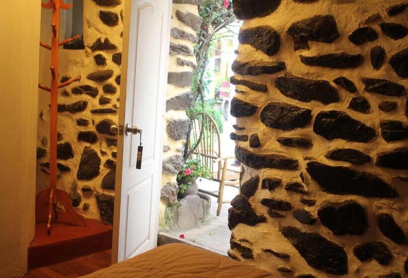 اتاق استاندارد, Killari Hostal