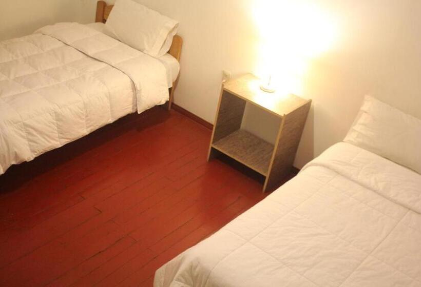 اتاق استاندارد, Killari Hostal