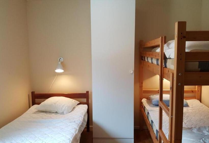 패밀리 룸, Modal Annex