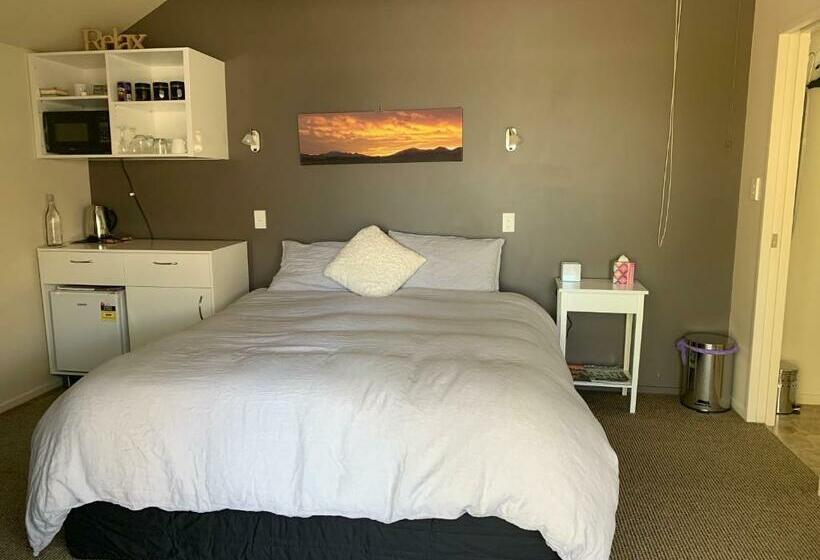 חדר סטנדרט עם מיטת קינג, Blair Athol Accommodation