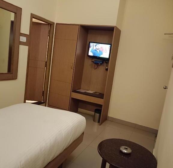 اتاق لوکس یک تخته, A P