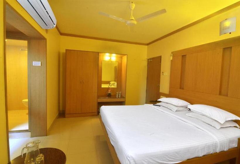 اتاق لوکس, A P