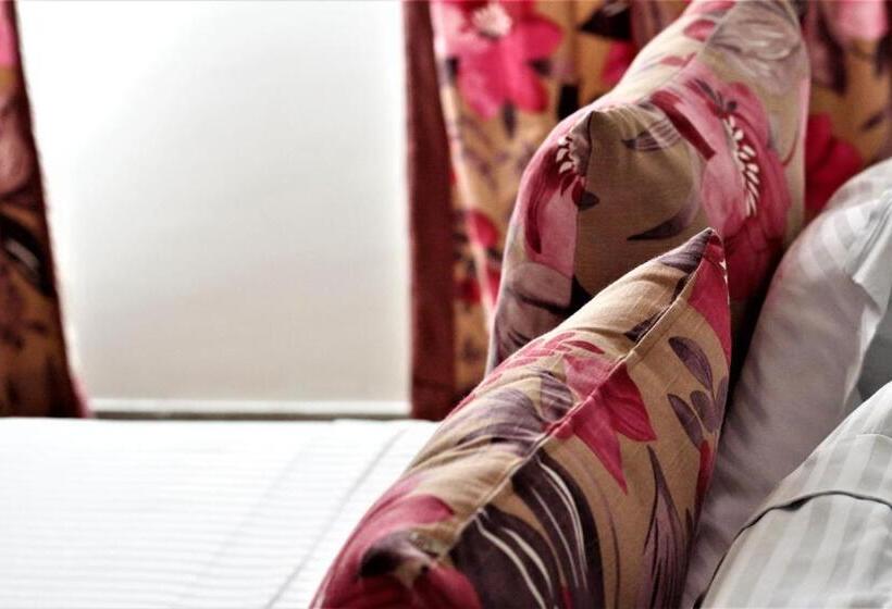 浴室共有ファミリールーム, Amazilia