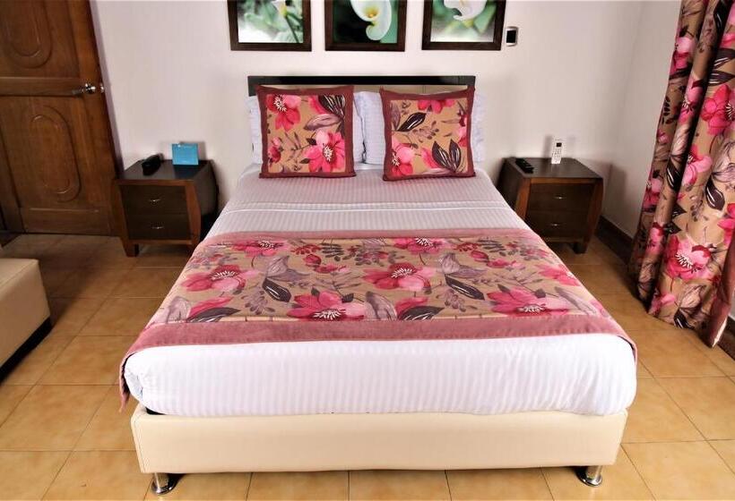 デラックスルーム, Amazilia