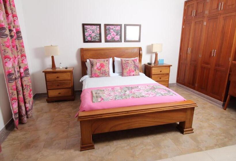 スーペリアールーム, Amazilia