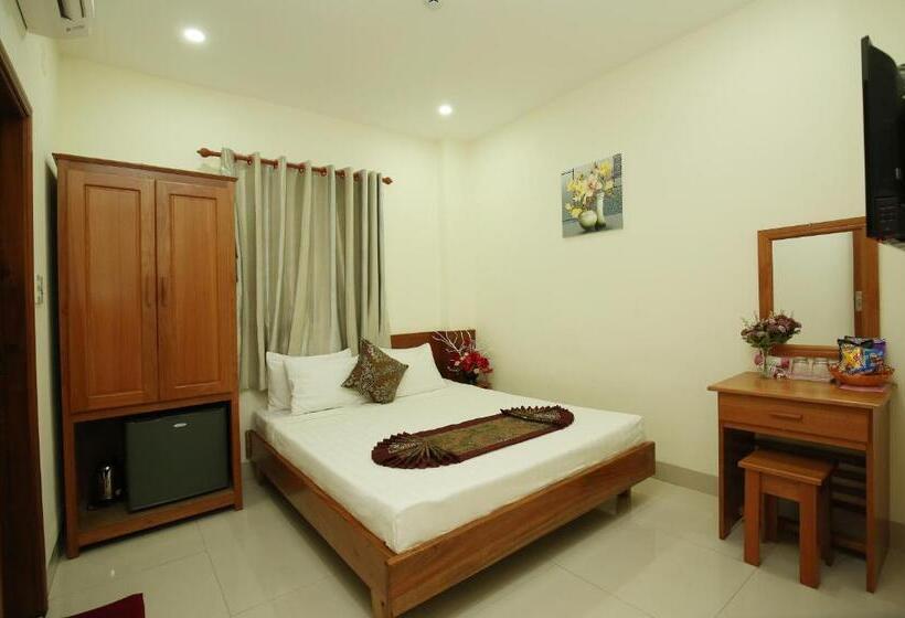 اتاق استاندارد یک نفره, Bao Chau