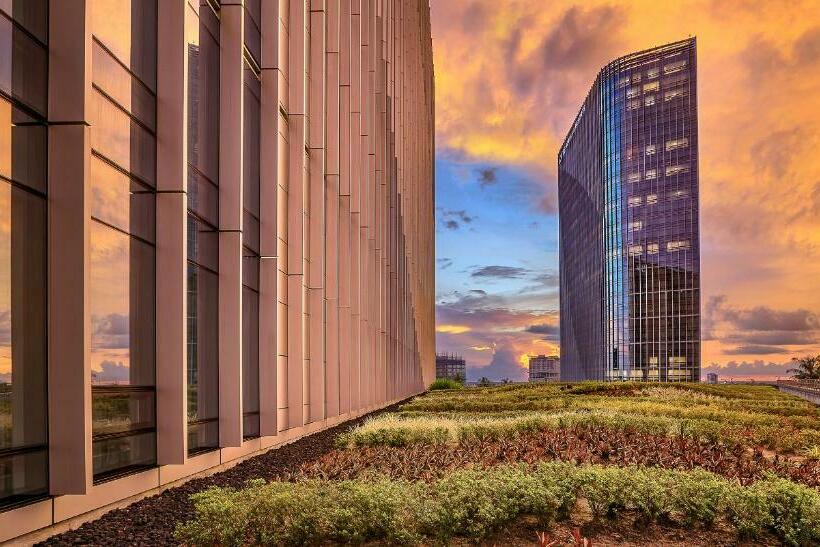اتاق لوکس, Lotte Hotel Yangon
