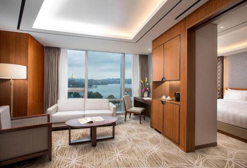سوییت جونیور, Lotte Hotel Yangon