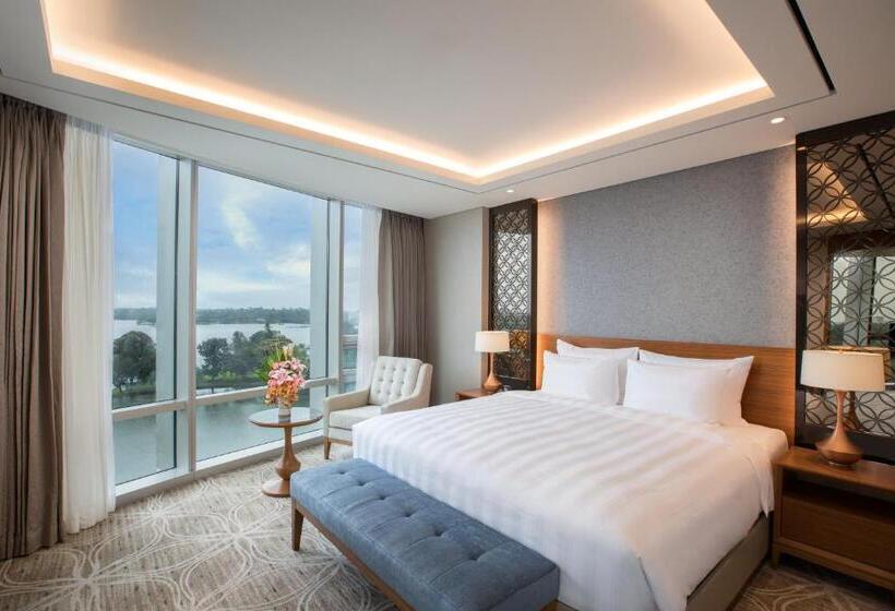سوییت سوپریور, Lotte Hotel Yangon