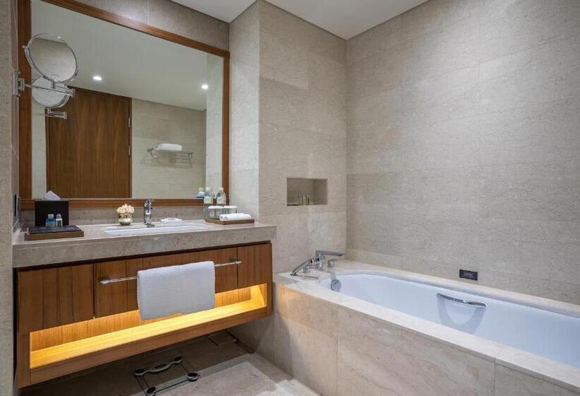 اتاق کلاب, Lotte Hotel Yangon