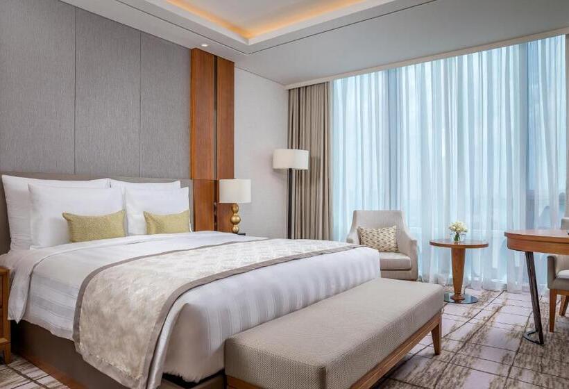 اتاق کلاب, Lotte Hotel Yangon