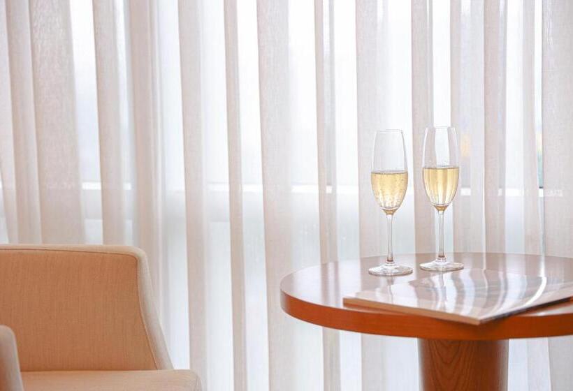 اتاق پرمیوم, Lotte Hotel Yangon