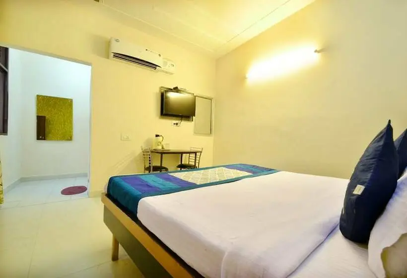 スタンダードルーム, Oyo Rooms Near Chandigarh Railway Station