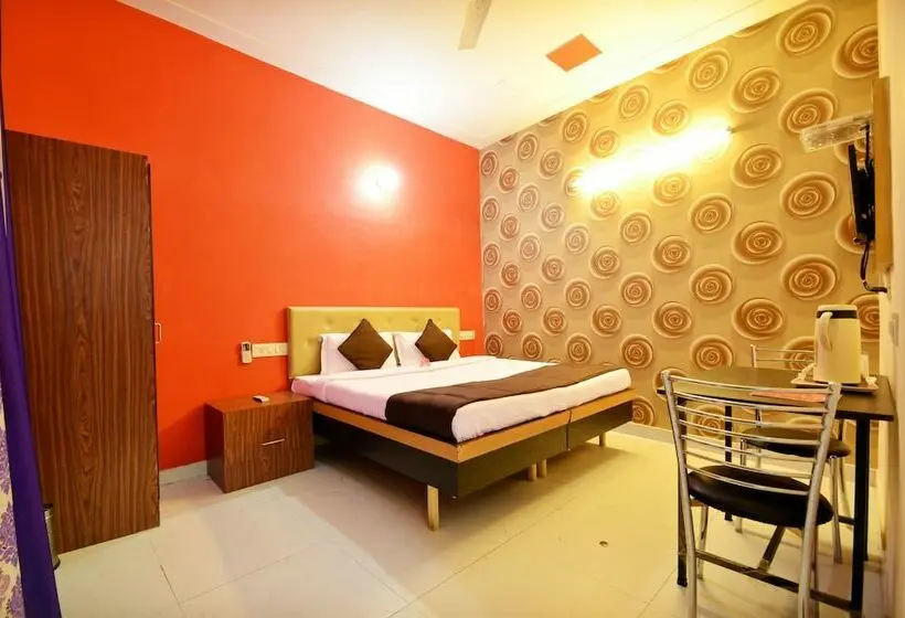 スタンダードルーム, Oyo Rooms Near Chandigarh Railway Station