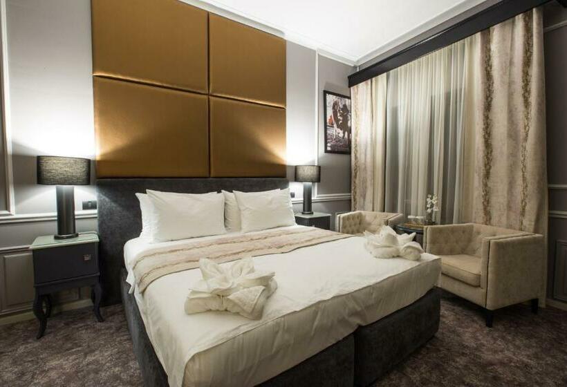 חדר דחוקס עם מיטת קינג, Peninsula Boutique