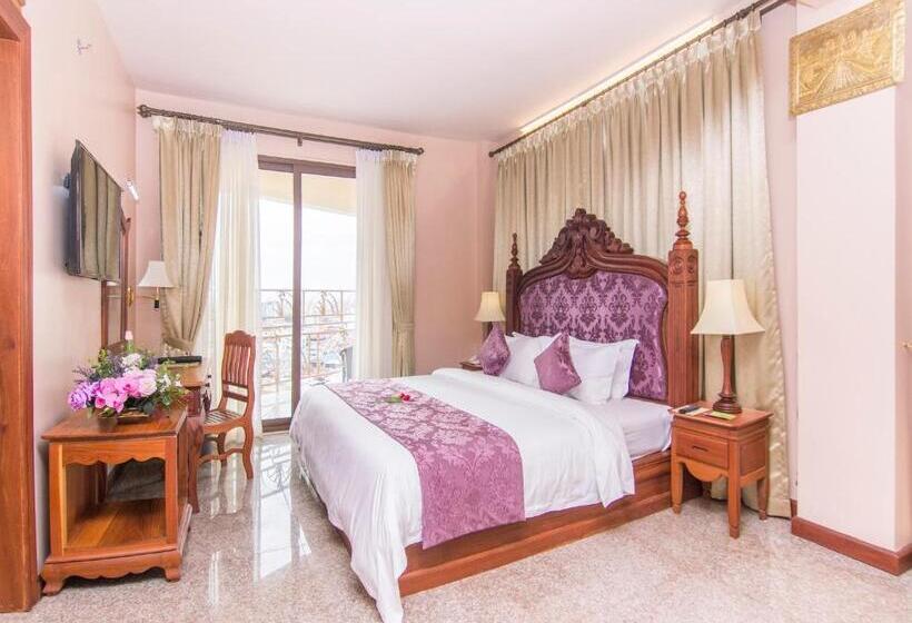 סוויטת ג'וניור עם מרפסת, Phnom Penh Era