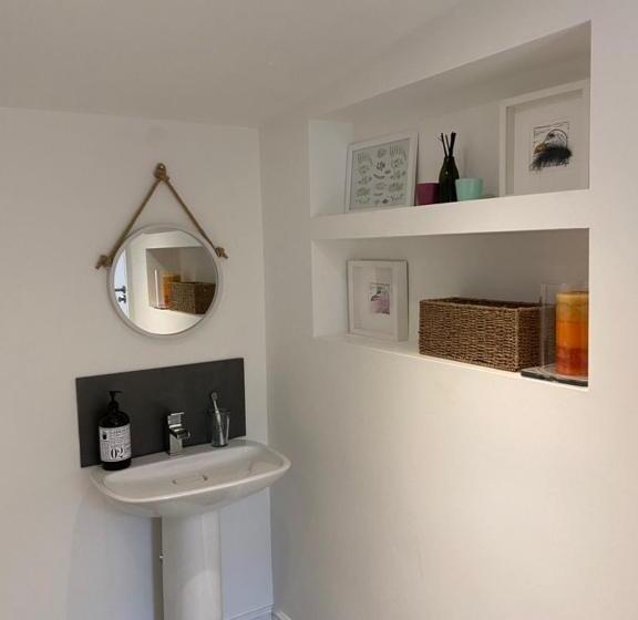 سوییت لوکس, The Antidote