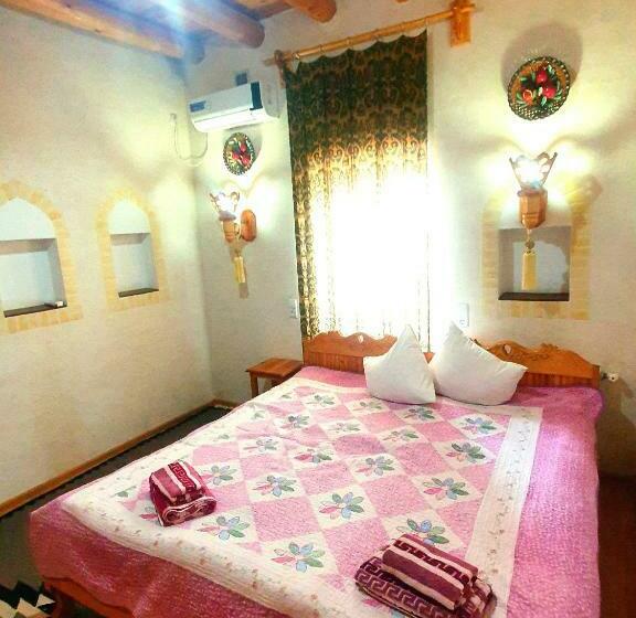 Номер Стандарт, Zukhro Boutique