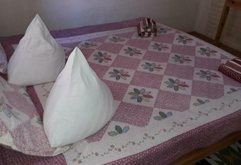 Номер Стандарт, Zukhro Boutique