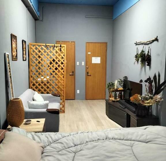 标准间, Backstage Party Hostel & Bar