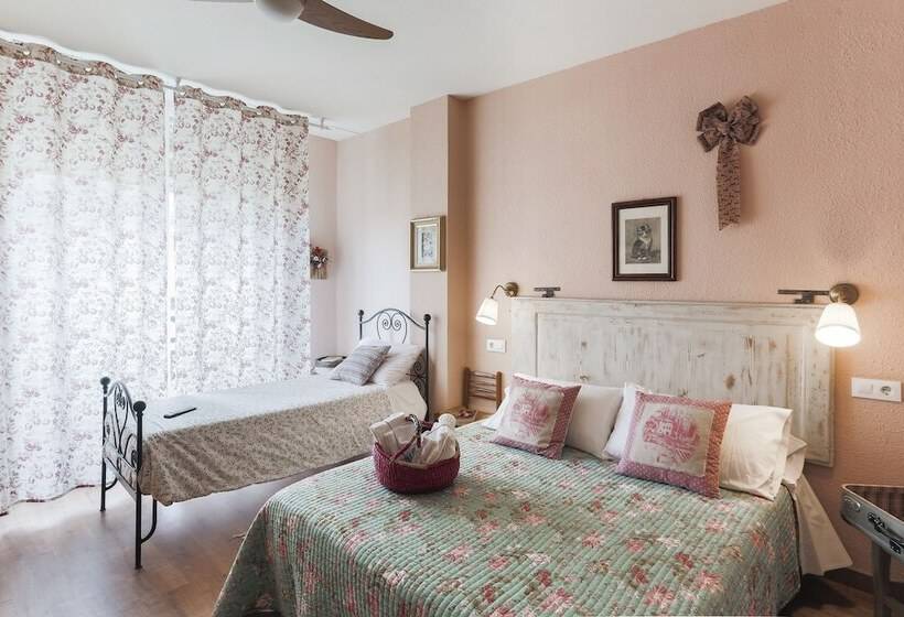 اتاق استاندارد سه نفره, Concept Rooms
