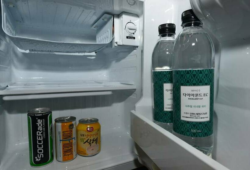 اتاق استاندارد, Yellow