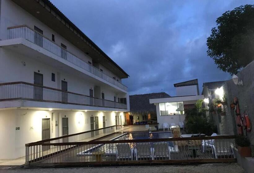 プールビュースタンダードルーム, Awa De Mar