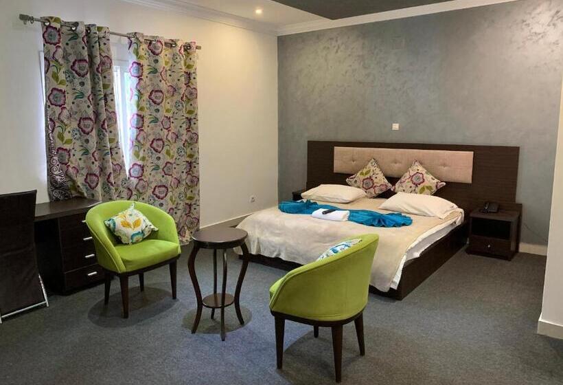 اتاق لوکس, Capital Hôtel