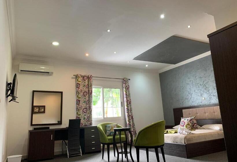 سوییت, Capital Hôtel