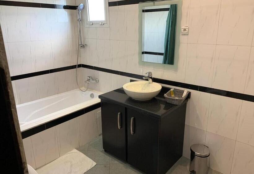 اتاق لوکس, Capital Hôtel