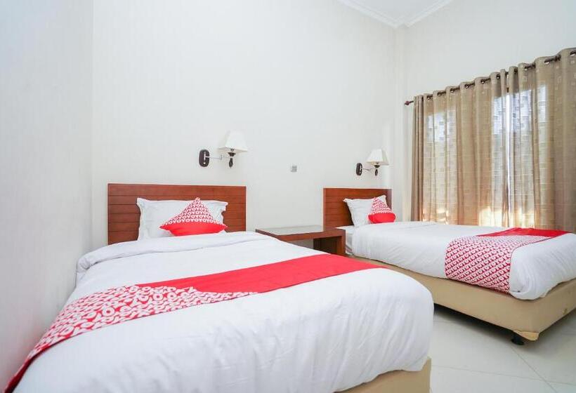 غرفة ديلوكس, Capital O 1430 Hotel Ratna Syariah