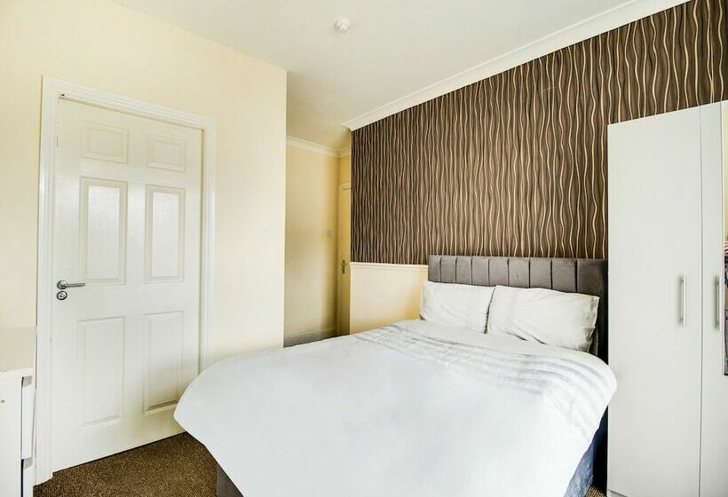 Habitació Quàdruple Estàndard Bany Compartit, The Longlands