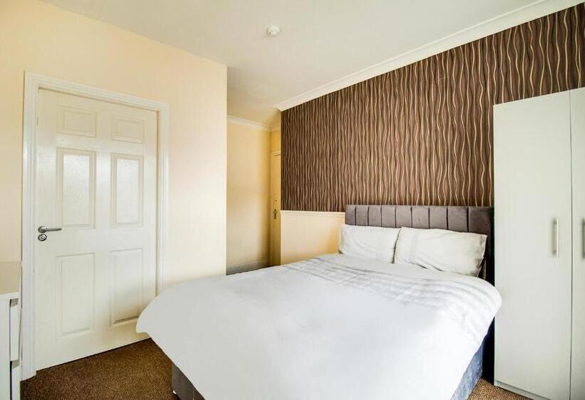 Habitació Quàdruple Estàndard Bany Compartit, The Longlands