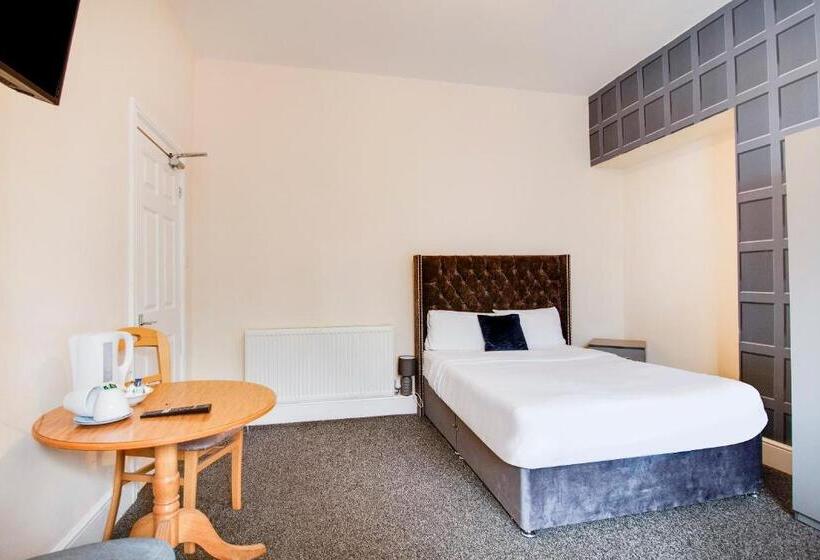 Habitació Triple Estàndard Bany Compartit, The Longlands