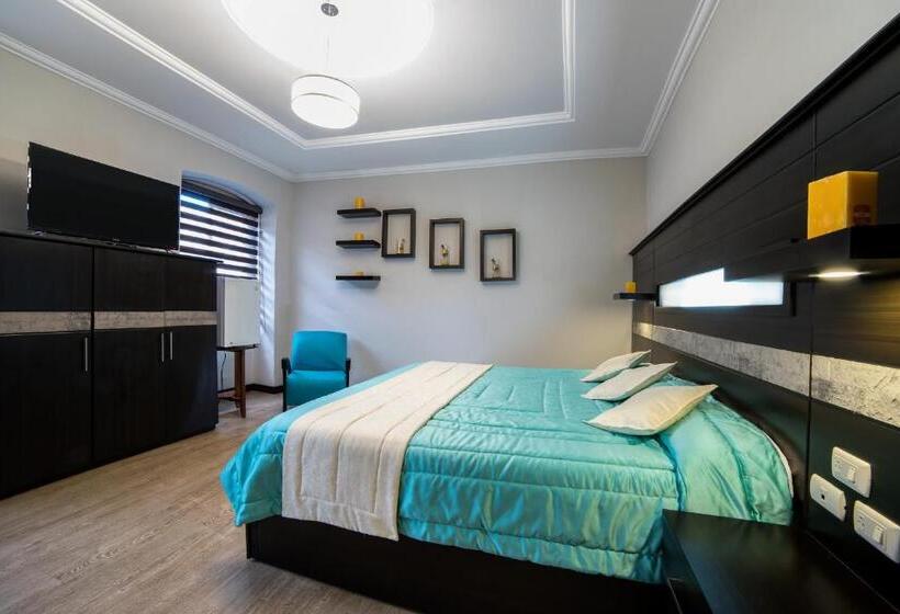 带大床的套房, Majestic 2 By Hhg