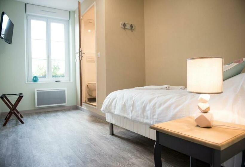 Номер Стандарт Индивидуальный, Logis Hotel Restaurant Le Relais Fleuri