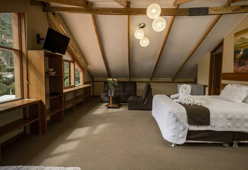 سوییت با چشمانداز کوه, Sol Miranda