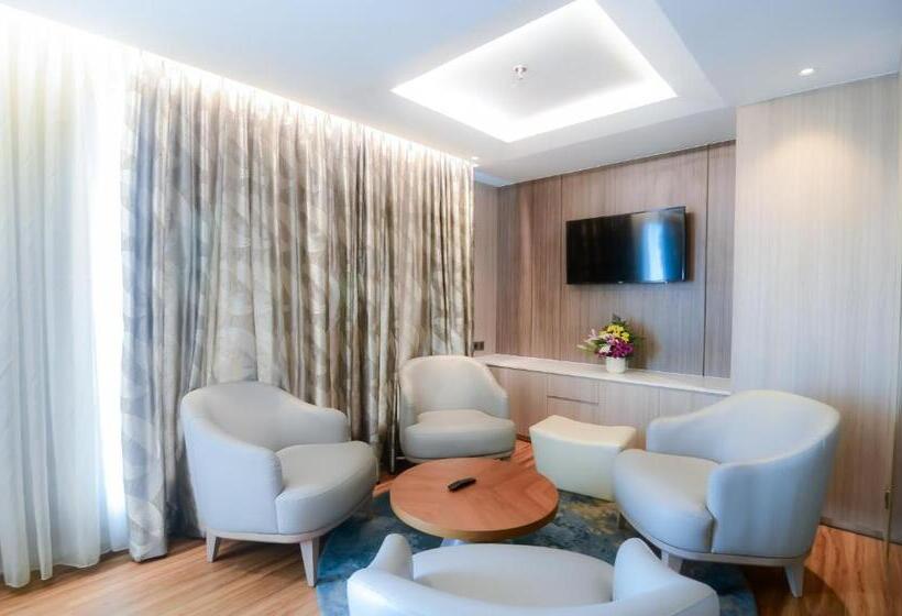 Президентский Люкс, The Excelton