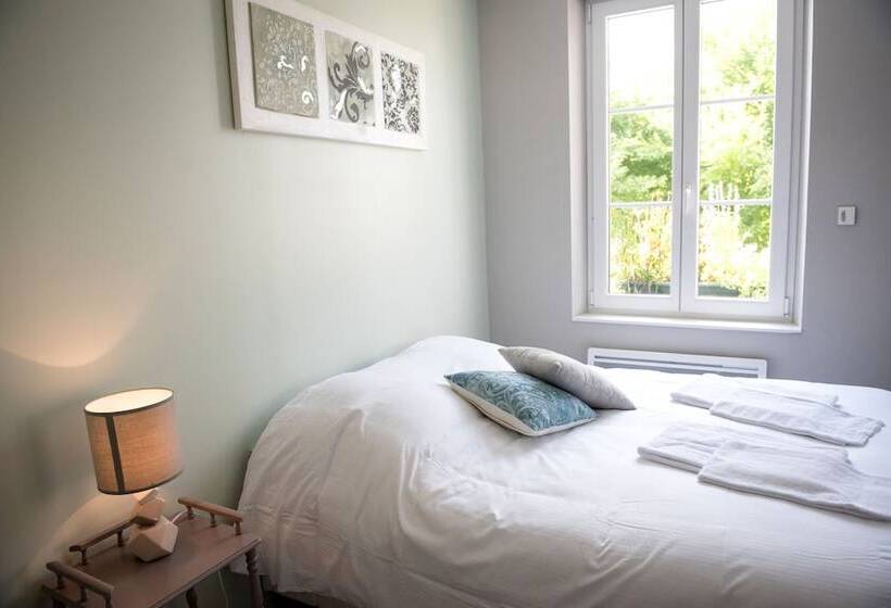 Номер Стандарт, Logis Hotel Restaurant Le Relais Fleuri