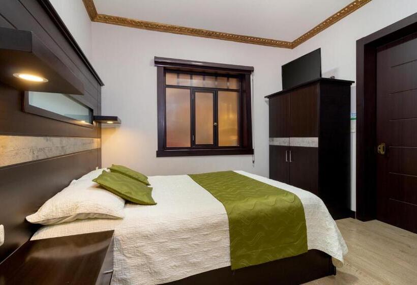 带大床的套房, Majestic 2 By Hhg