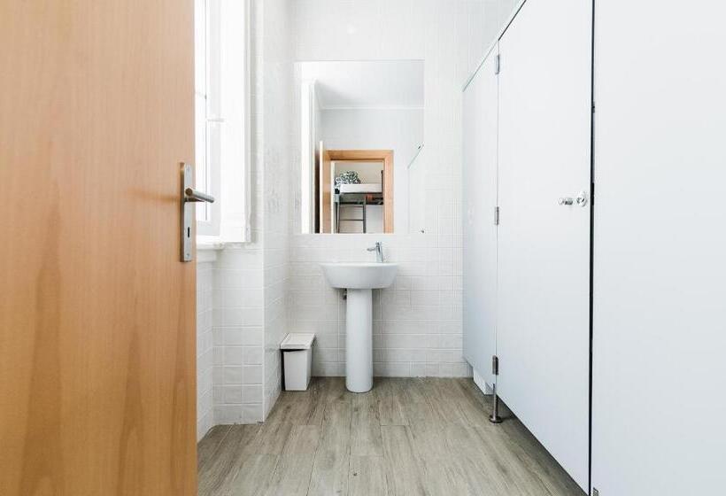 Семейный Номер, WOT Lisbon Patio