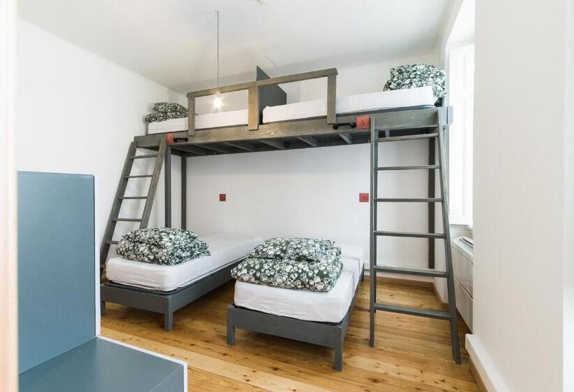 Семейный Номер, WOT Lisbon Patio