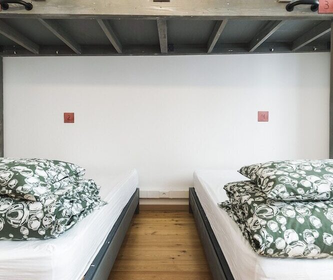 Семейный Номер, WOT Lisbon Patio