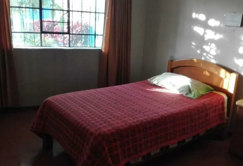 اتاق استاندارد یک نفره, Hostal Killaymi