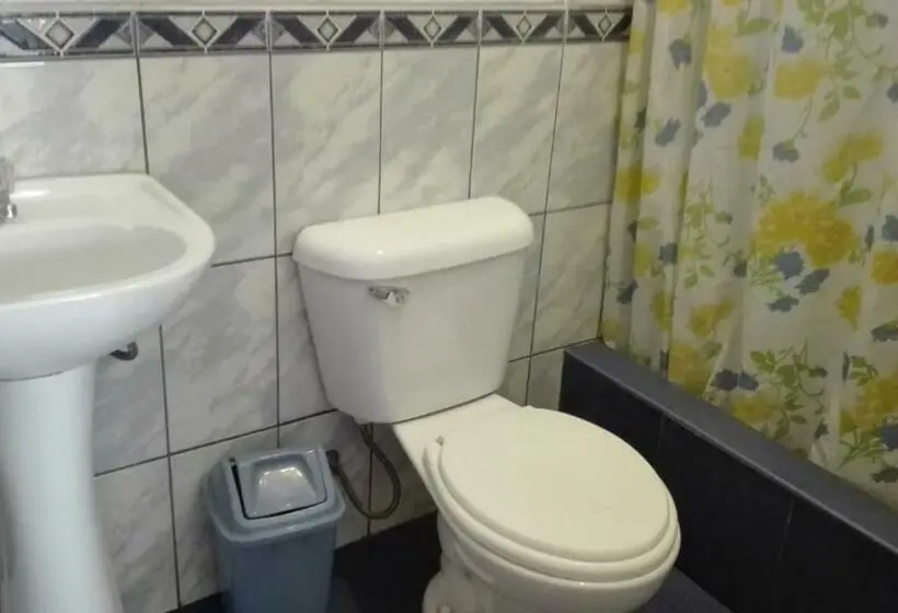 اتاق استاندارد یک نفره, Hostal Killaymi