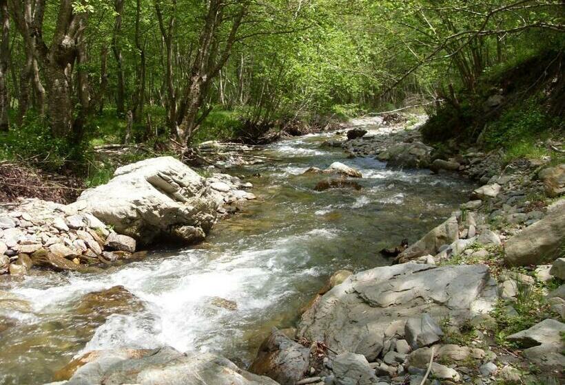 اتاق خانوادگی با چشم‌انداز کوه, Kraljska Koliba   Kralje S Cottage